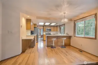 From Family room to Kitchen