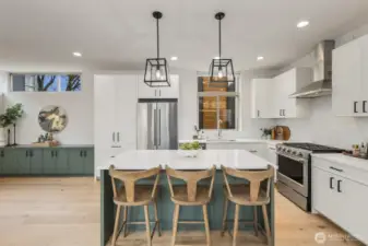 So much space to entertain