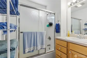 Guest House Bathroom