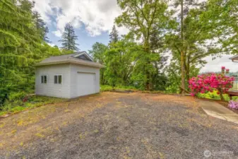 Garage/shed up by house