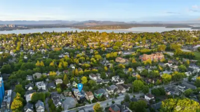 Upon arrival, extraordinary, elevated exteriors catch the eye with the homes’ composition of pre-stained dark cedar siding, striking a delicate balance between the distinctive architectural designs of the homes and cultivating a timeless ambiance.