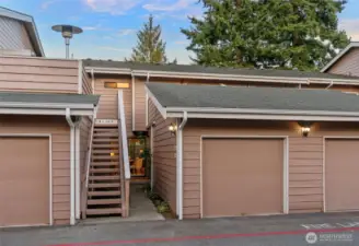 No rental cap and W/S/G included in HOA dues.