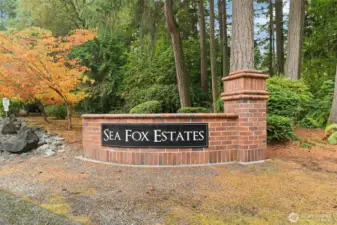 Nestled in a well-established neighborhood, residents enjoy community beach access along with a private dock for relaxation and recreation.