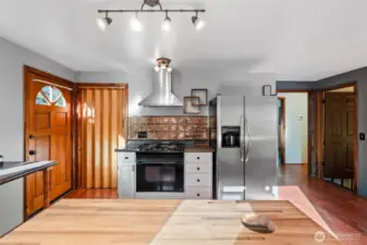 Open and Spacious Kitchen