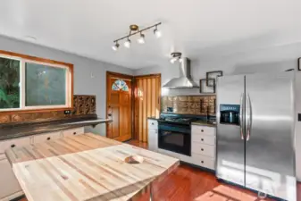 Open and Spacious Kitchen