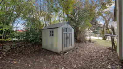 Storage shed