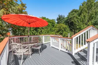 Lovely deck
