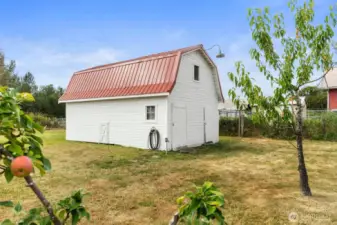 ~Barn~