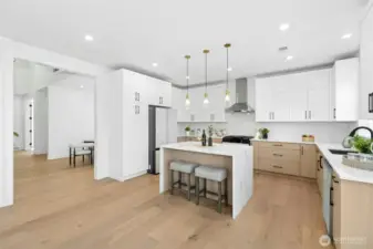 Custom two-tone cabinets