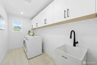 Laundry / Utility Room with lots of storage