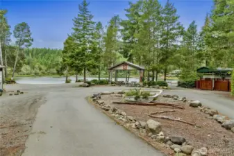Entrance/Park Area of Stetson Lake