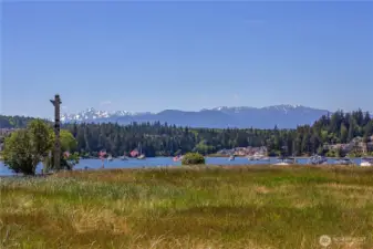 The Totem Pole at Burner Point honoring first Americans and Pope and Talbot.