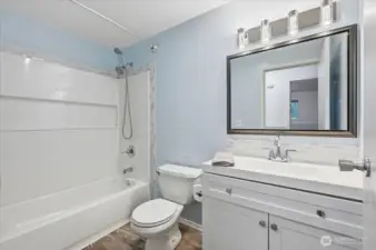 Full Bathroom