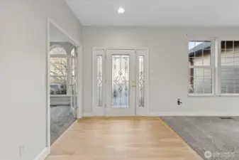 Entry-Hardwood floors