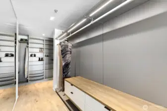 Spacious  walking closet with California Closets: Custom storage solutions for effortless organization