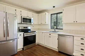 Brand New Appliances!