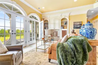 Second floor sitting area & veranda