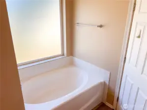 Luxuriate in the super soaking tub.
