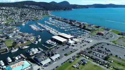 Great Overview of the Skyline Marina