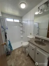 Main Full Bath.