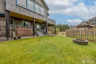 Back yard backs up to a treed area