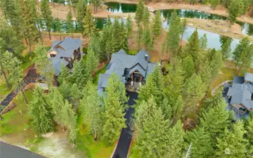 Location location! Lovely Paintbrush Lakes enclave of homes, featuring oversized sunny site backing up to ponds, and new park just across the road. perfect walking & biking & playing neighborhood. Cle Elum river is not far either with hiking trails leading you there