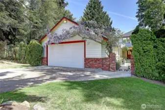 Front Exterior Garage and Home