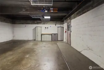 Secure parking in garage w/ MORE STORAGE