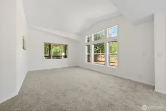 Front family room that looks onto the deck