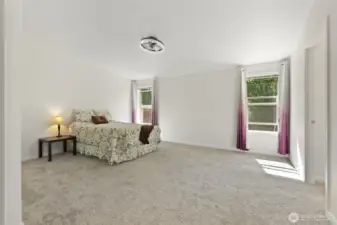 Huge primary suite