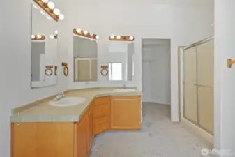 Primary bath