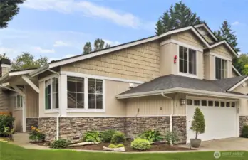 This beautiful, gated community awaits you in gorgeous Issaquah. Come see what all the buzz is about in Coho Run!