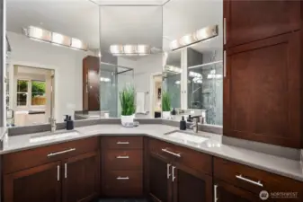 Even the bathroom has extra storage!