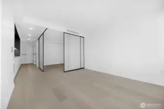 Home at last in 1501. The perfect pied-à-terre for a luxurious lifestyle.