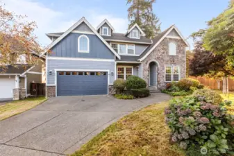 Welcome home, this quiet and private cul de sac is tucked away in a private community