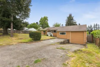 Room for RV parking ingrate, or driveway