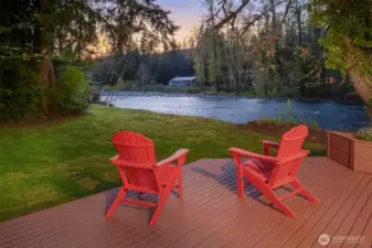 Imagine every morning, noon and night on the river.