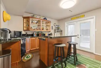 Wet bar