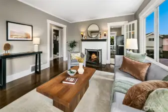 Wood-burning fireplace, glass door knobs, real hardwood floors!