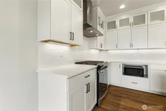 Interior Photos are for sample purposes only and not the actual house.