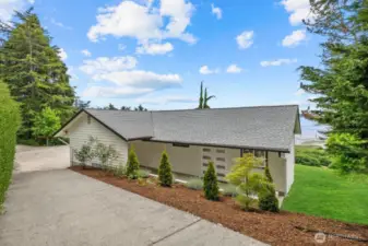 Wrap around driveway. Guest Suite Entrance