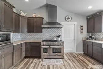gorgeous kitchen