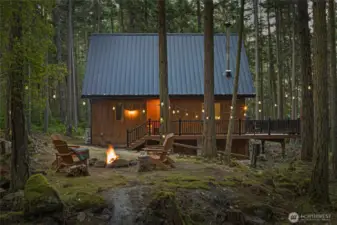 Twilight fire pit