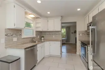 Stainless appliances all stay