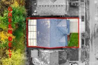 Lot maybe small but its mighty. Very private with minimal maintenance but all the privacy due to the 15 acres if HOA owned greenbelt that wraps behind.