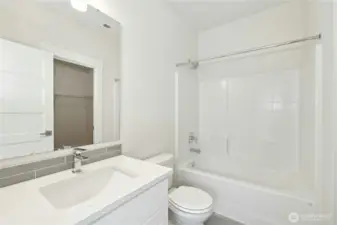 Main Floor Private