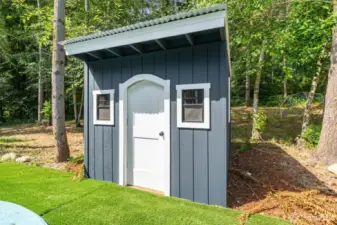 Kids playhouse. wired for landscaping lighting.