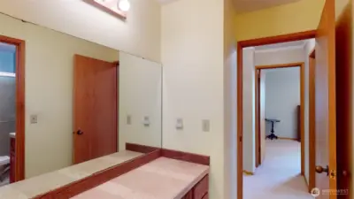 Primary 2nd Vanity