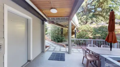 Elevator to Garage, common picnic area
