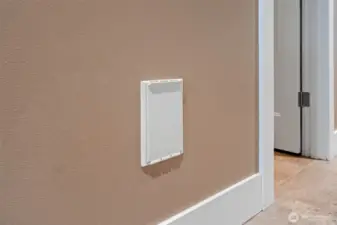 Central Vacuum- open to expose a 50' hose- does the whole house!